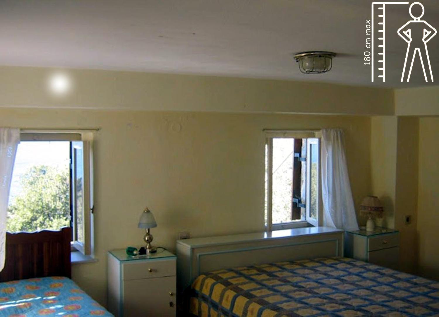 Tsorni Hill Cottage เลโฟกาสโตร ภายนอก รูปภาพ